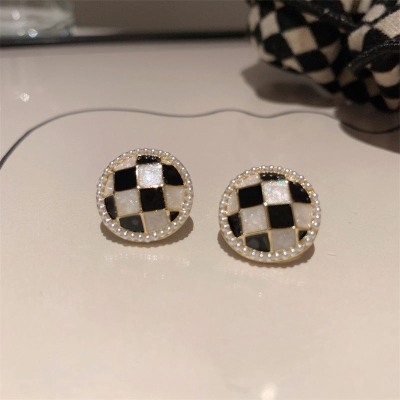 Wholesale Quicksand Pearl Purple Checkerboard Alloy Ear Studs