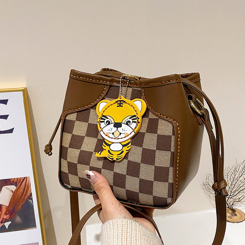 Venta al por mayor PU Tiger Bag Bucket Bag hecho a mano Diy Material Bag