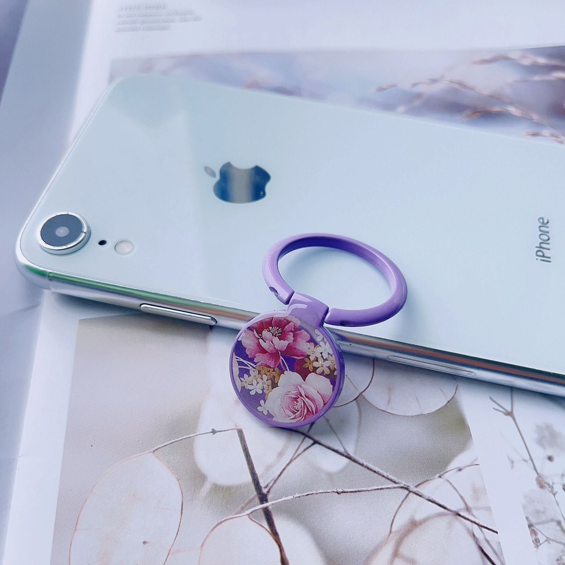 Soporte de teléfono móvil de flor pequeña con hebilla de anillo de metal al por mayor