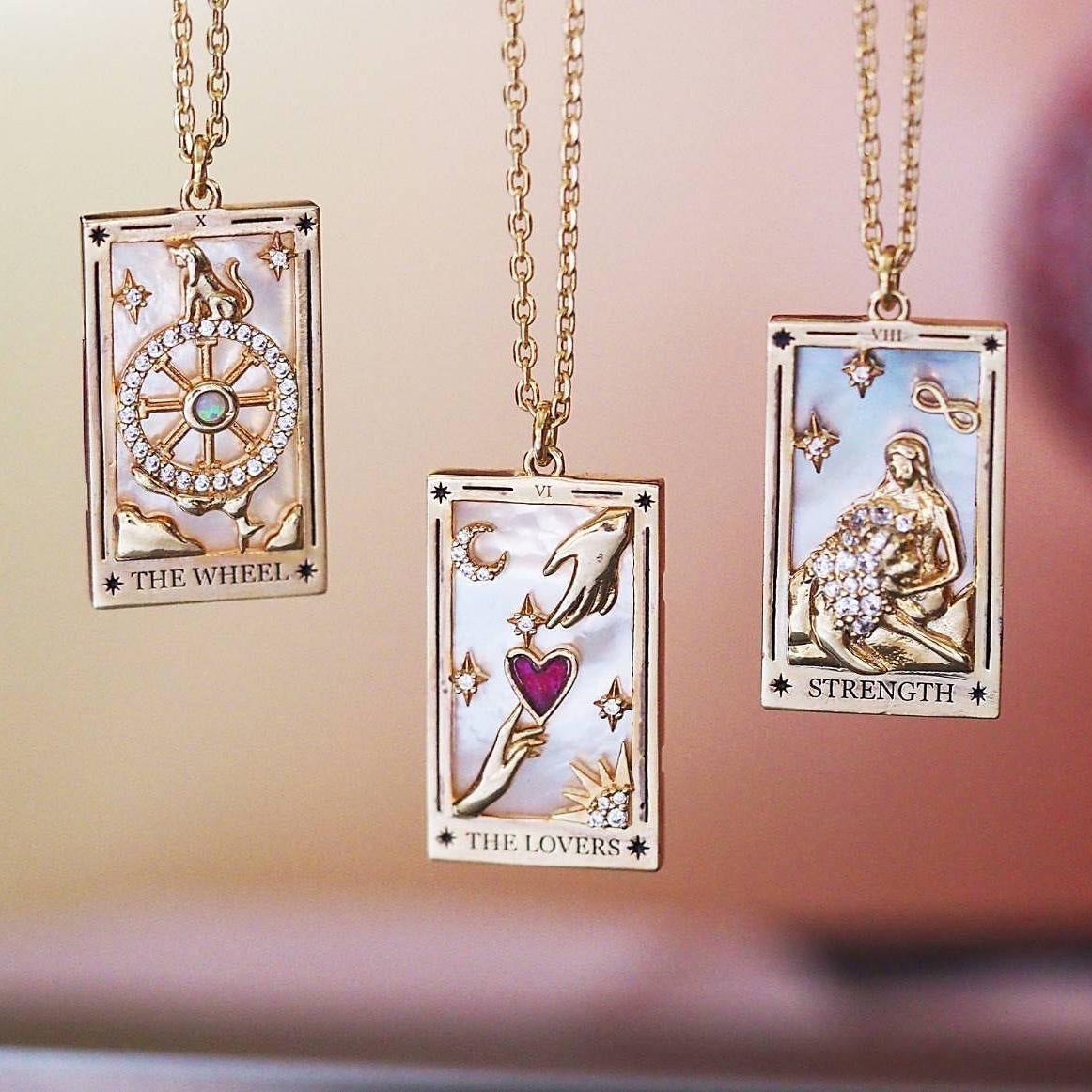 Wholesale Copper Plating Real Gold Retro Tarot Card Necklace with Diamond Square
