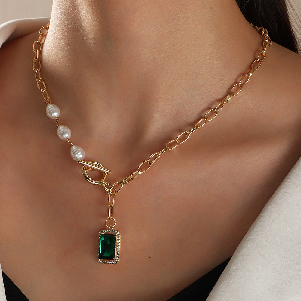 Wholesale Vintage Stitching Pearl Necklace Alloy+Pearl