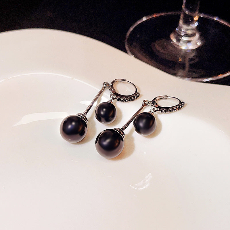 Wholesale Vintage Black Pearl Alloy Earrings