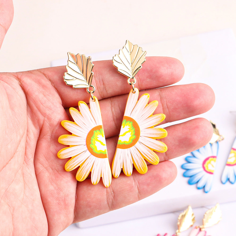Wholesale Small Chrysanthemum Acrylic Earrings
