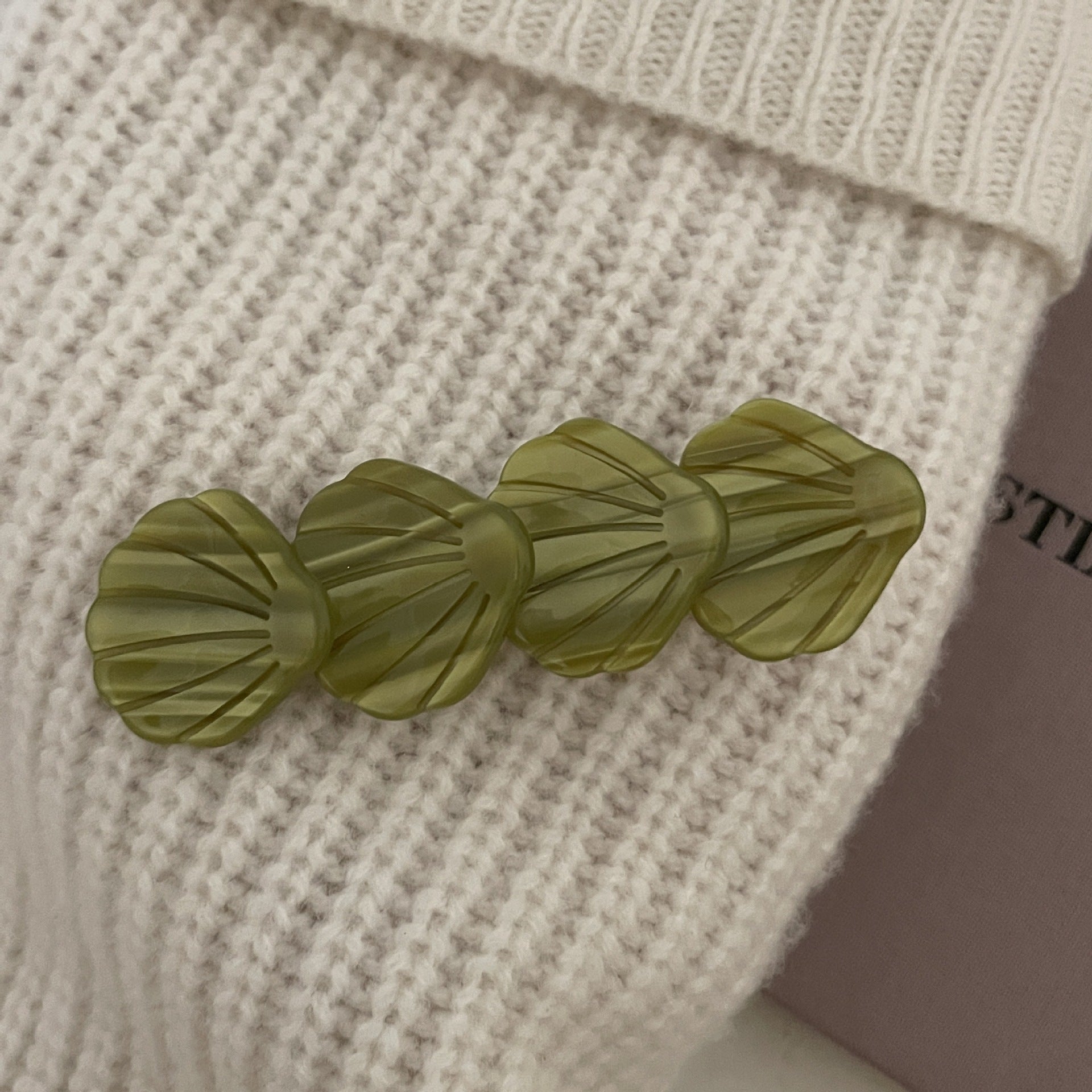 Wholesale Shell Acetate Edge Hair Clips