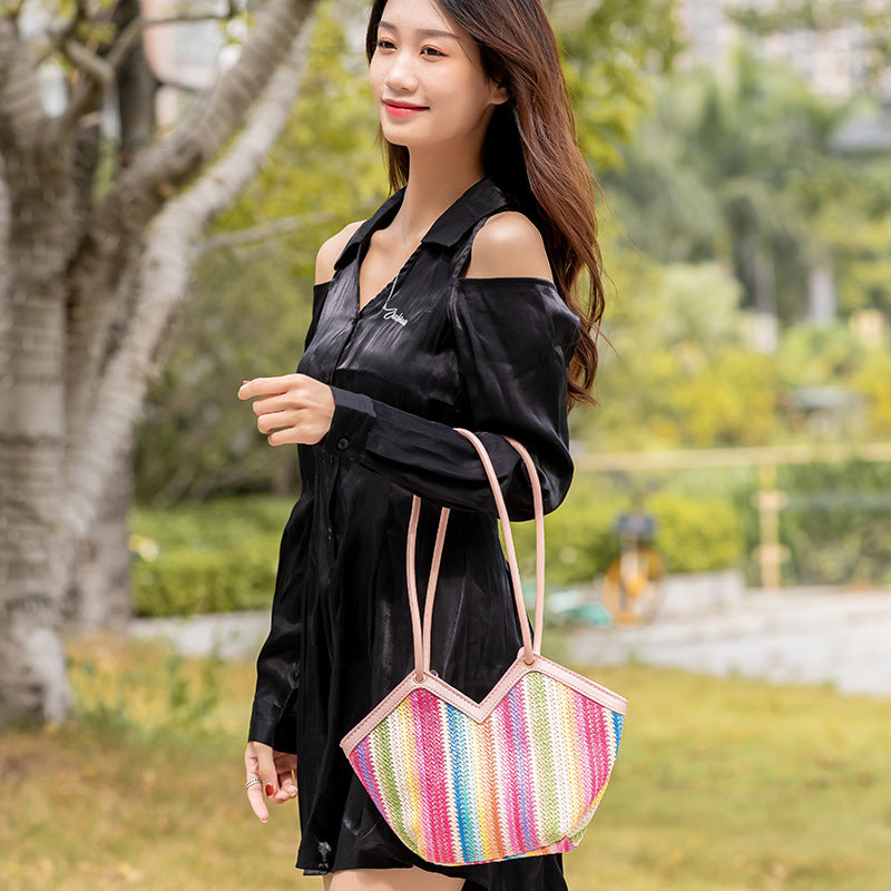 Wholesale Irregular Colored Straw Bags
