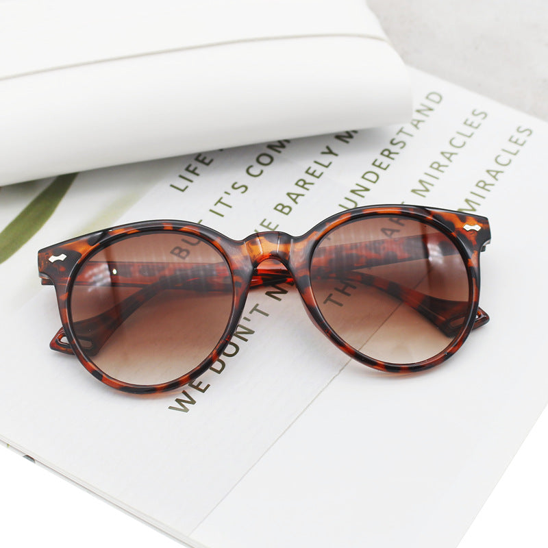 Venta al por mayor de gafas de sol redondas de marco pequeño para PC Vintage