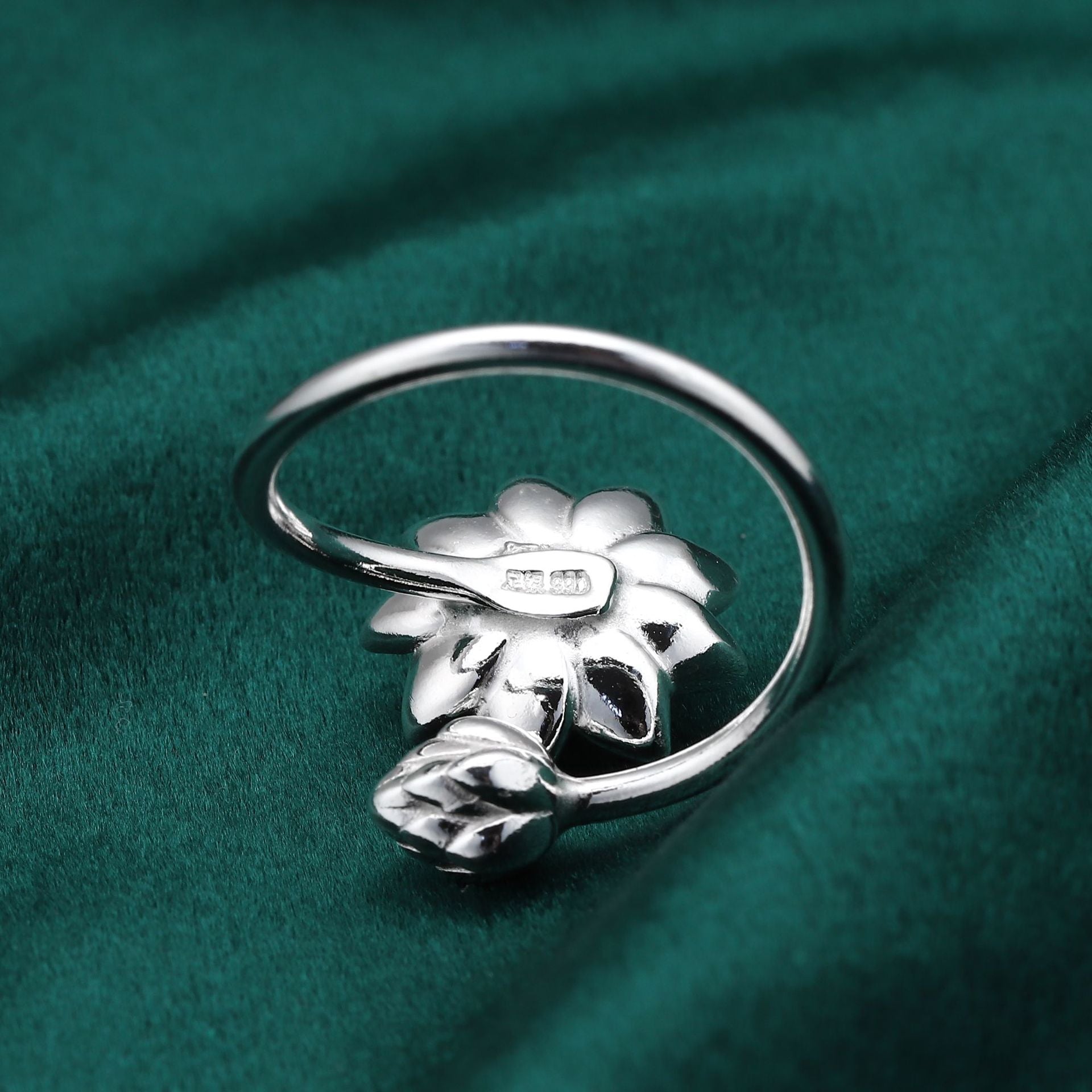 Wholesale Jewelry Rotating Lotus Sterling Silver Rings