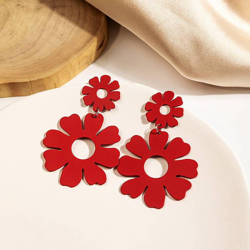 Wholesale Lacquer Flower Openwork Iron Earrings