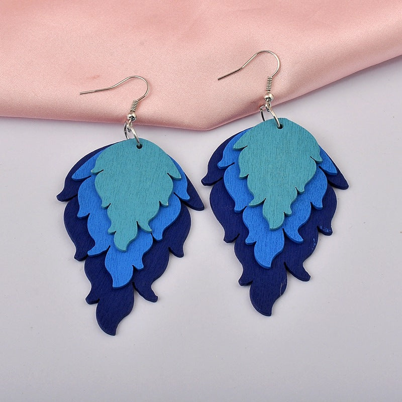 Pendientes de madera en forma de fuego al por mayor