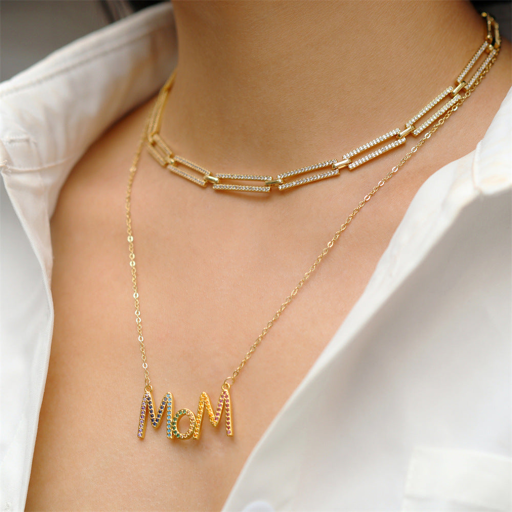 Venta al por mayor MOM Collar de cobre con incrustaciones de diamantes plegados para el día de la madre