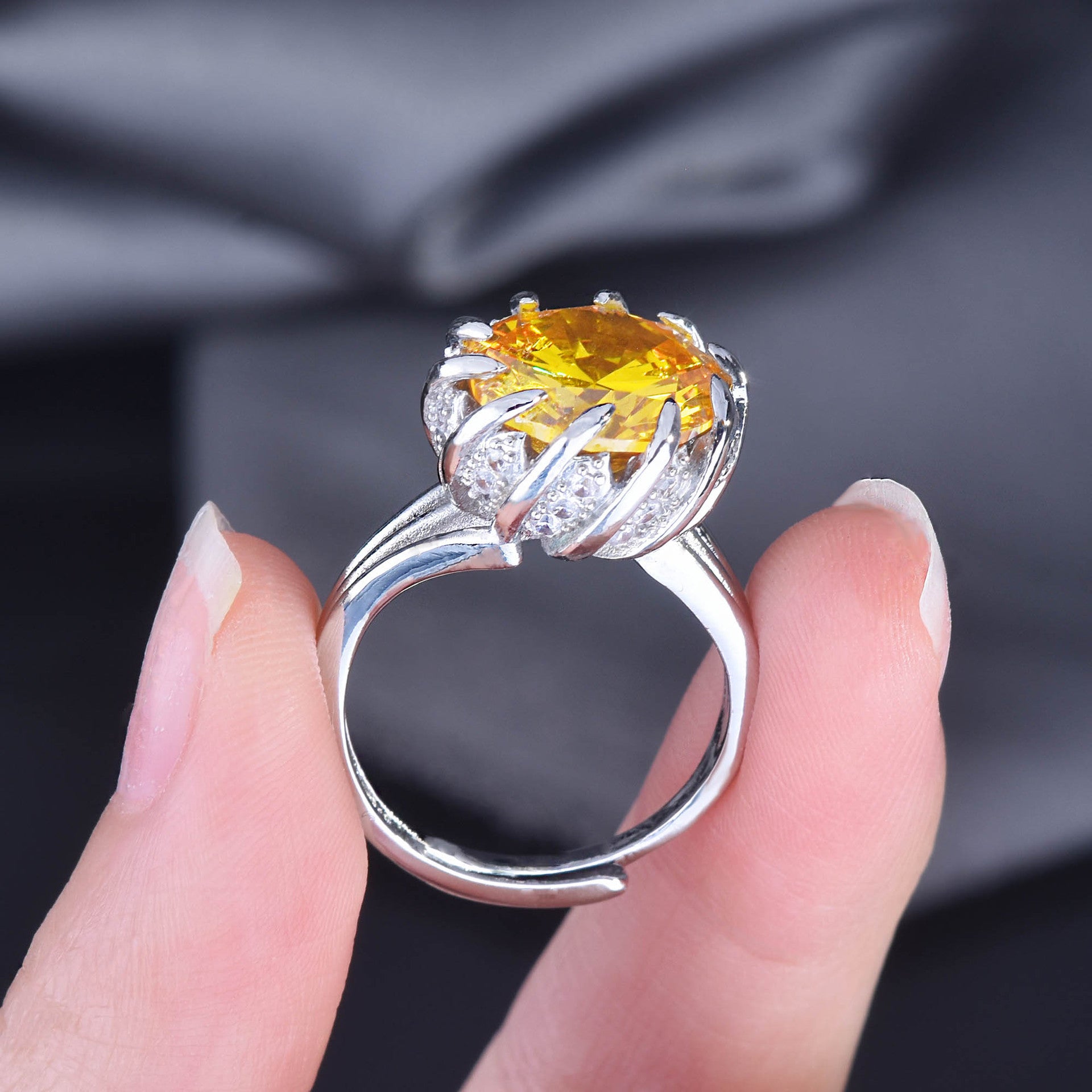 Wholesale Lotus Ring Yellow Diamond Rings Copper