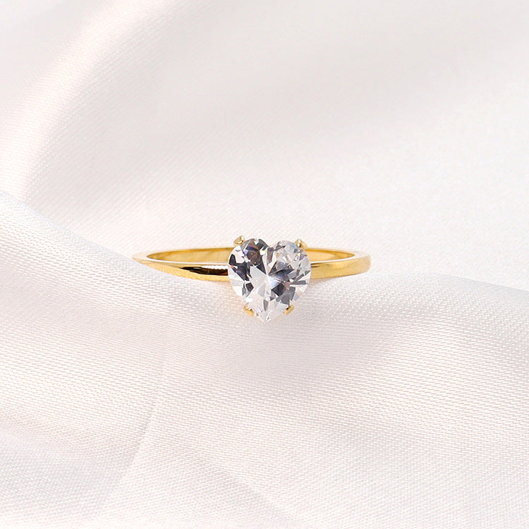 Venta al por mayor Anillo de corazón de acero inoxidable de oro de 18 quilates