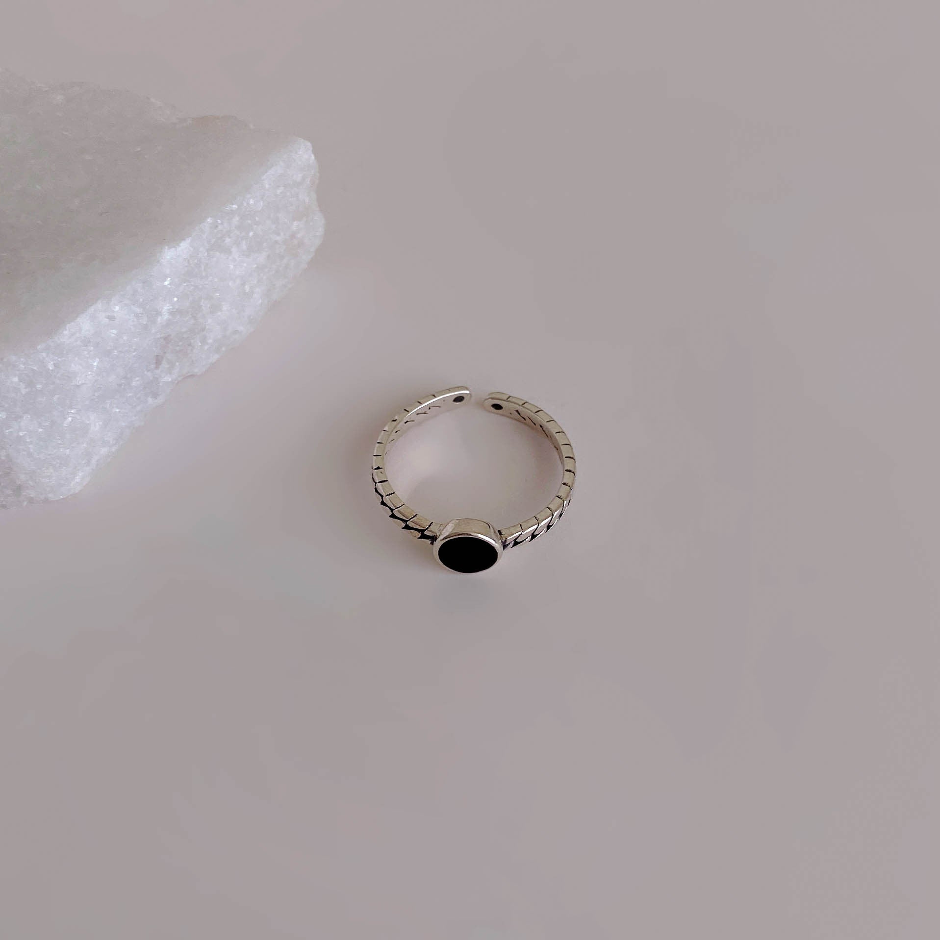 Wholesale Vintage Moonstone Pearl Copper Rings