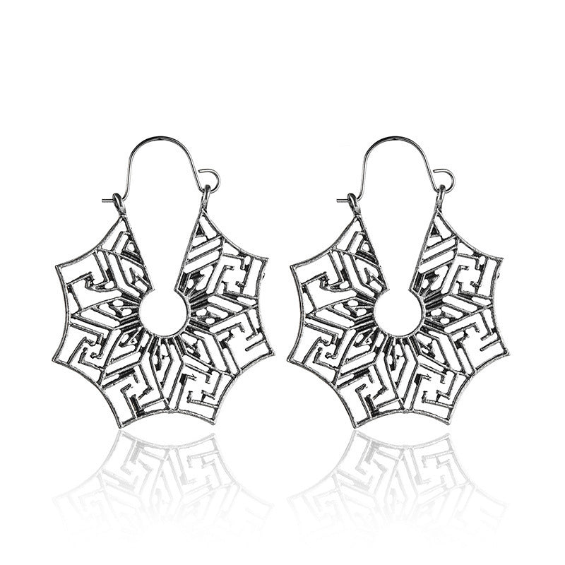 Wholesale Vintage Statemente Flower Heart Alloy Earrings