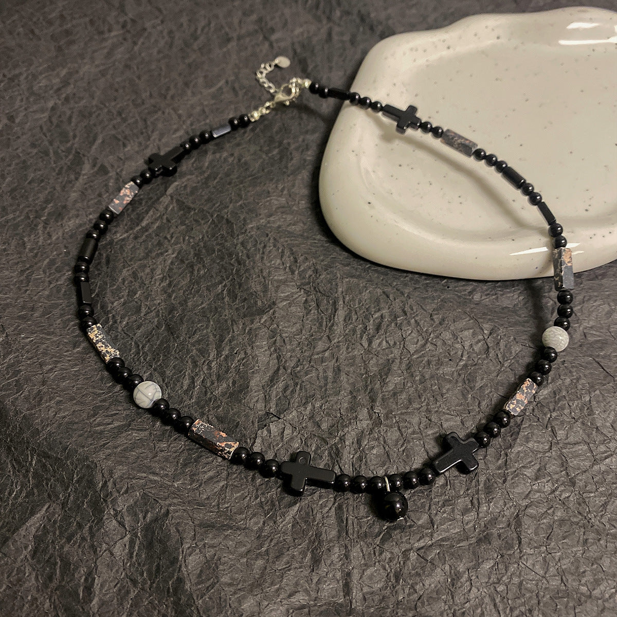 Venta al por mayor Nuevo collar de abalorios de tinta china de plástico