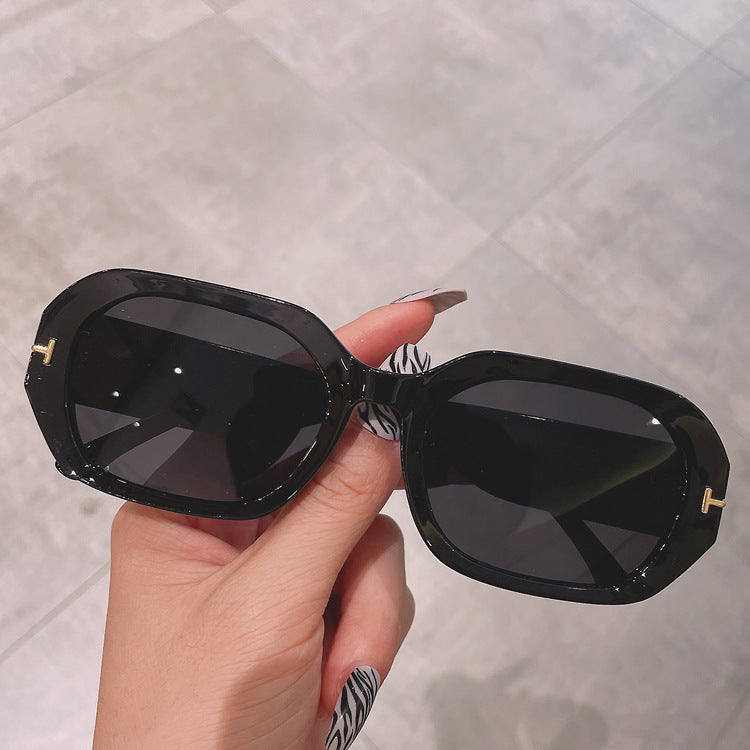 Wholesale PC Small Frame Sunglasses for Men and Women