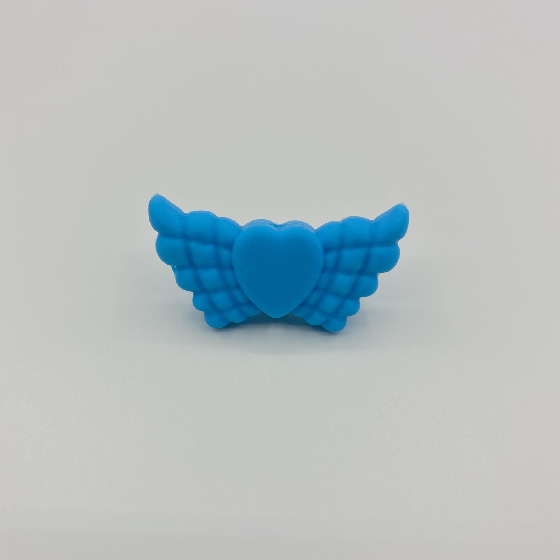 Wholesale 38*19*7.5MM Angel Feather Wings Focal beads Silicone 10pcs