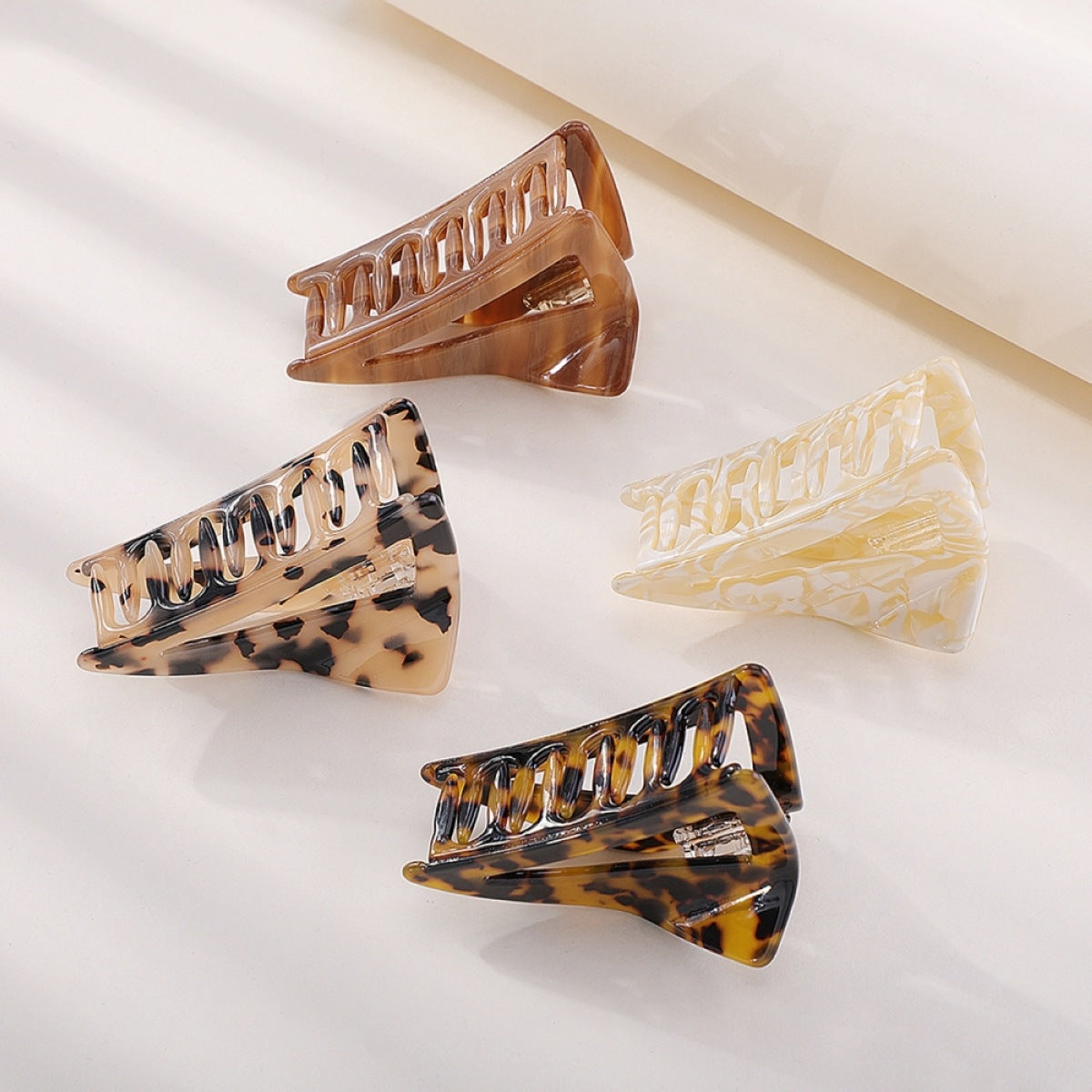 Wholesale Acrylic Triangle Hair Clips