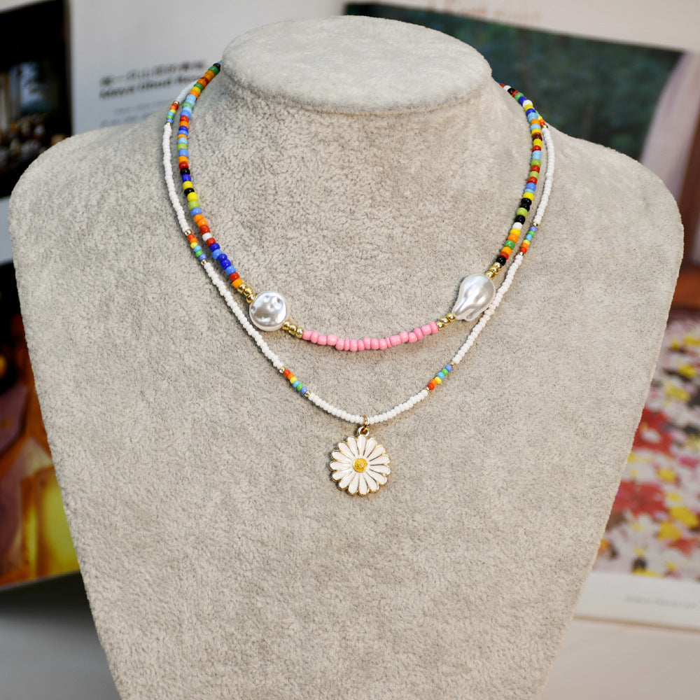 wholesale Plastic Colorful Hand Beaded Daisy Pendant Pearl Necklace