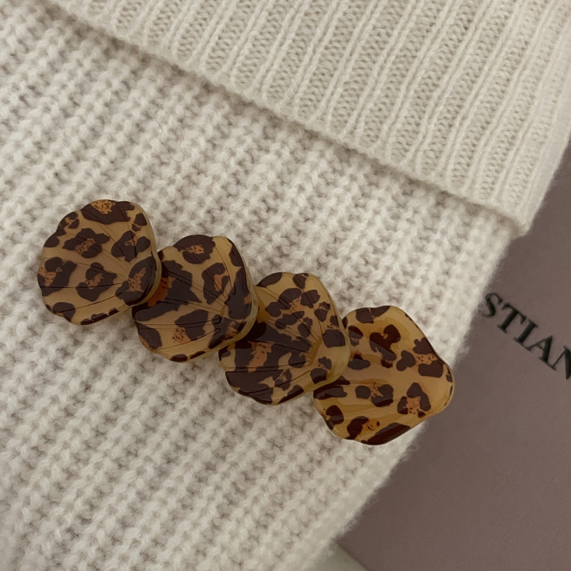 Wholesale Shell Acetate Edge Hair Clips