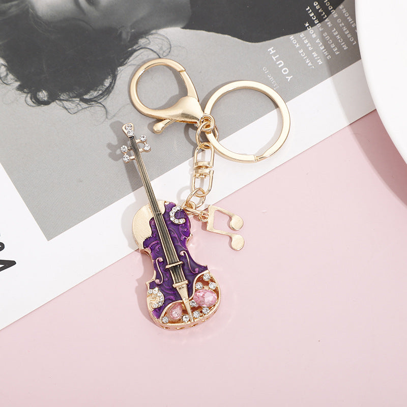 Wholesale Zinc Alloy Metal Diamond Keychain for Guitar