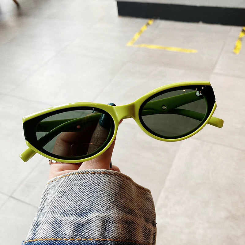 Venta al por mayor de PC, nuevas gafas de sol para mujer con marco pequeño y ojo de gato