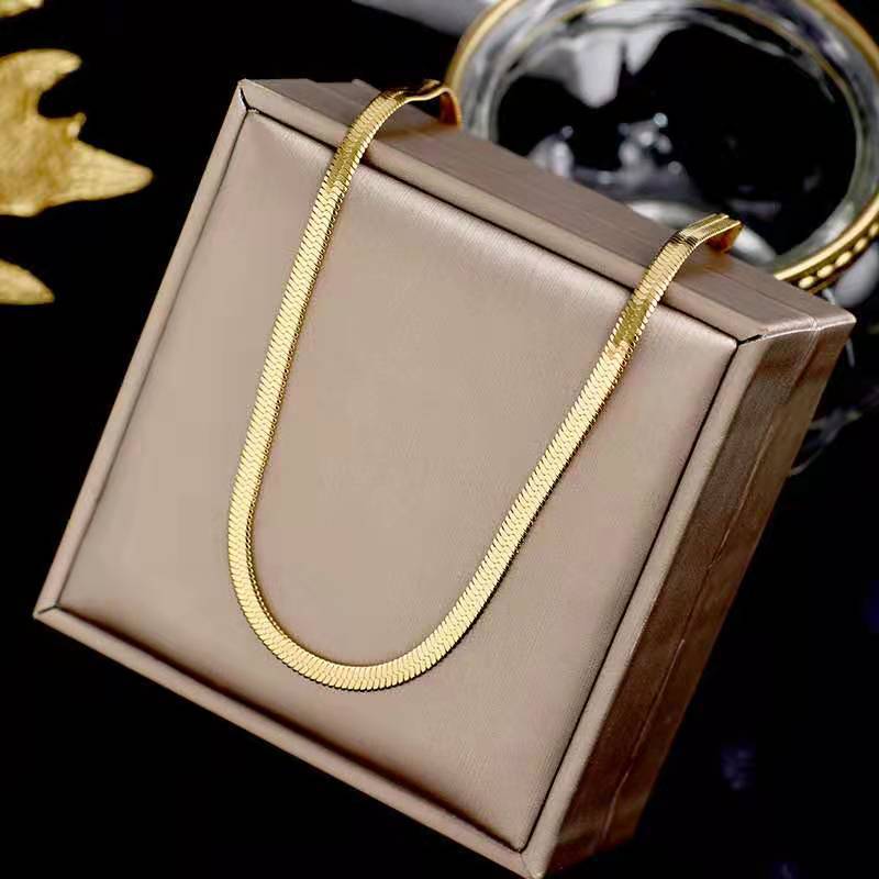 Wholesale Retro Simple Oval Turquoise Snake Bone Titanium Steel Necklaces