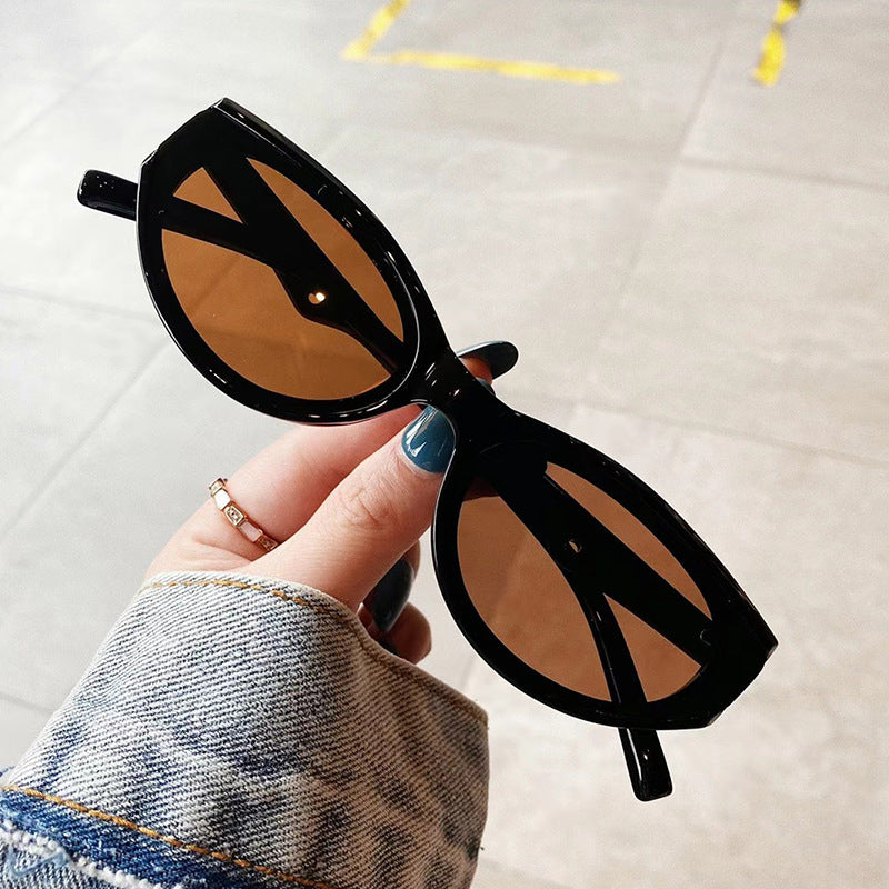 Venta al por mayor de PC, nuevas gafas de sol para mujer con marco pequeño y ojo de gato