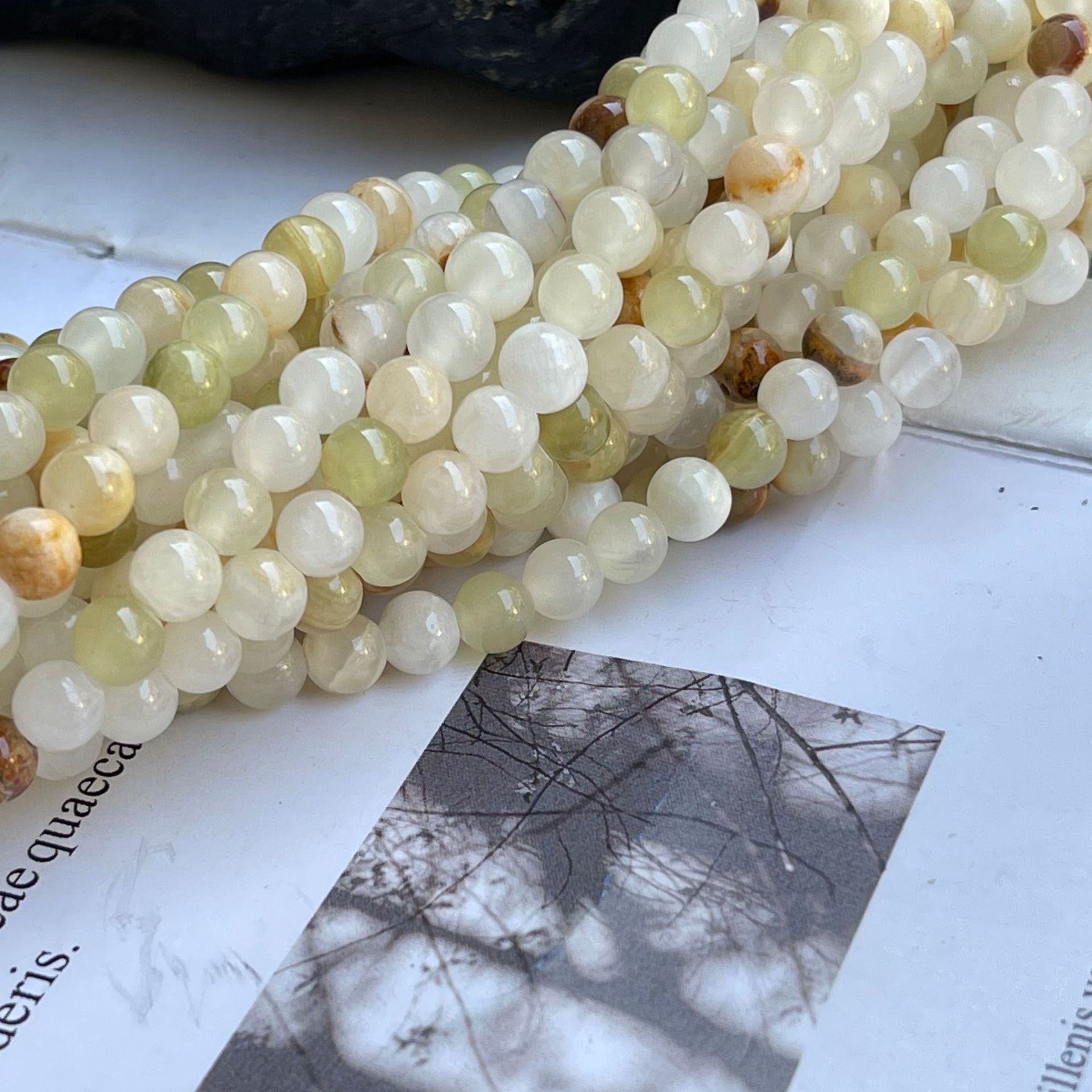 Al por mayor 31-85pcs/Pack Natural Stone Afghan Jade Beads 4-12 mm