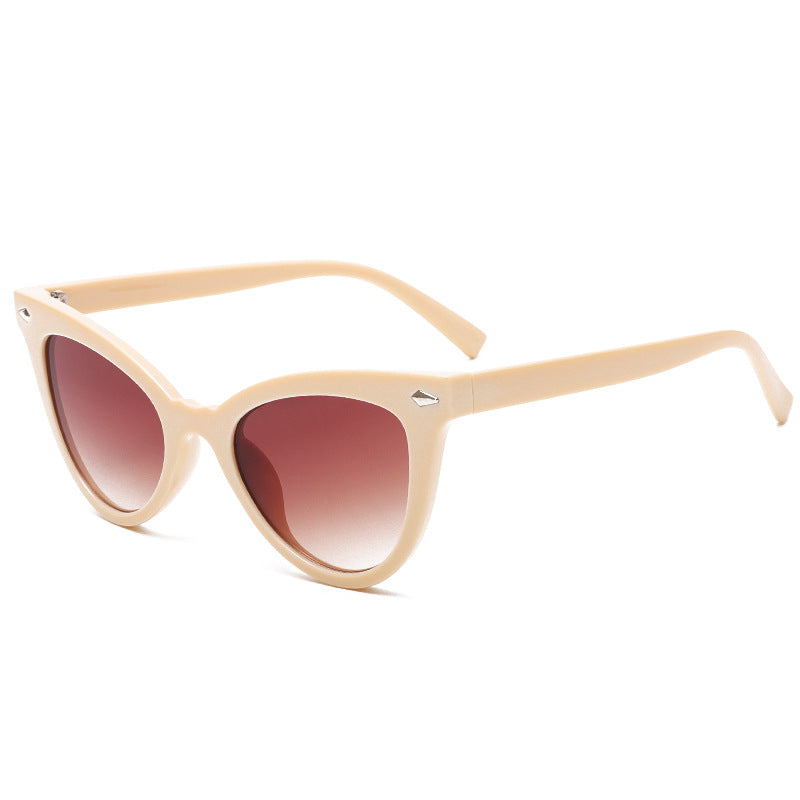 Venta al por mayor Triangle Cat's Eye PC Gafas de sol para hombres y mujeres