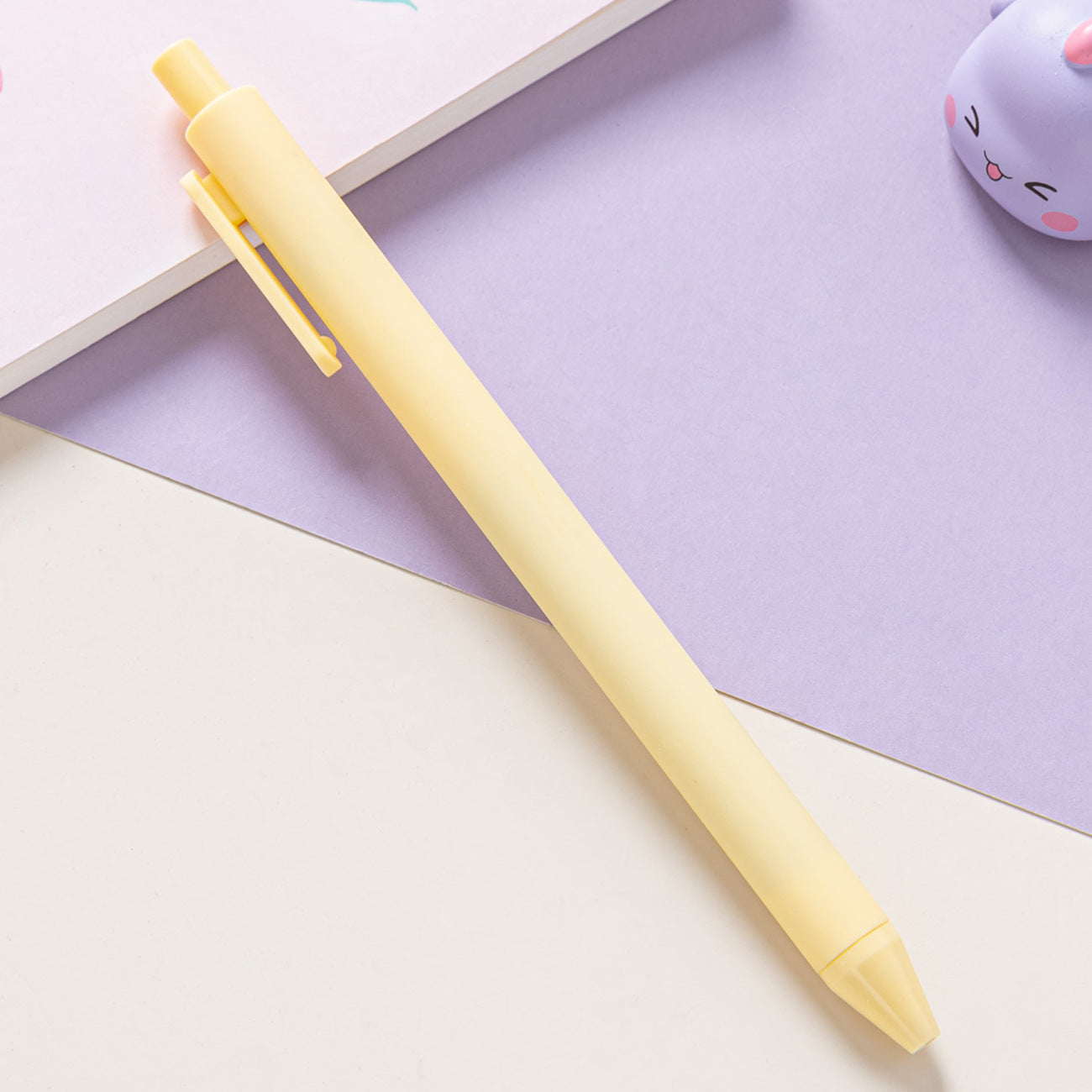 Bolígrafo de macarrón de plástico al por mayor