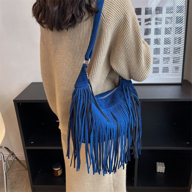 Venta al por mayor Bolso de hombro con borla esmerilada de poliéster