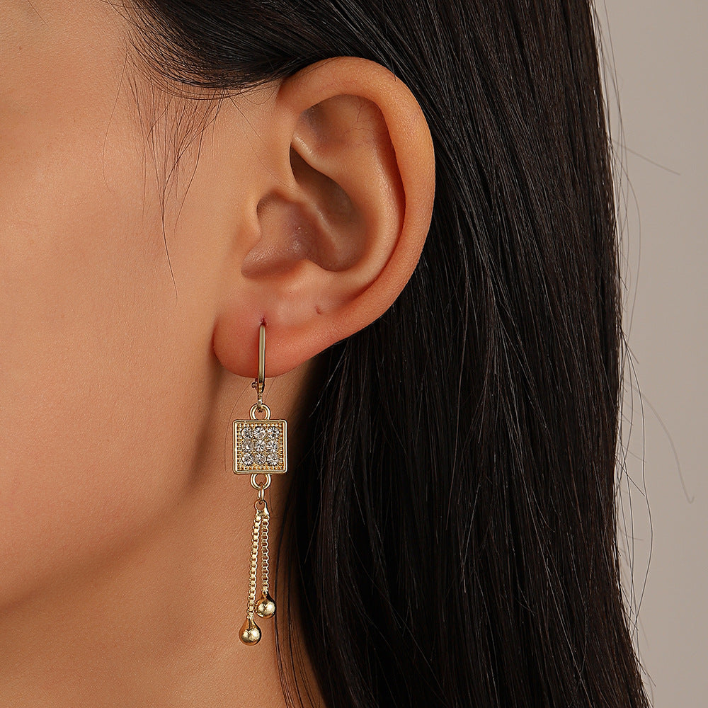 Wholesale Metal Geometric Alphabet Heart Alloy Earrings