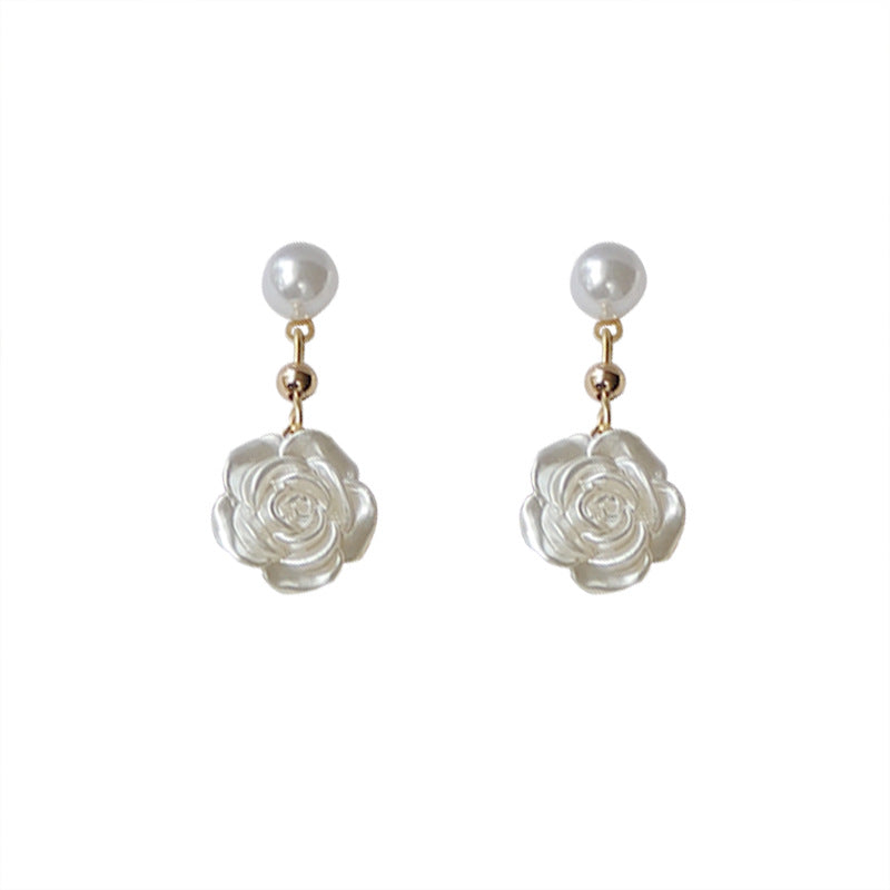 Wholesale Pearl Flower Alloy Earrings
