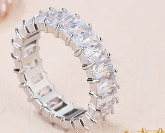 Venta al por mayor Anillos De Titanio De Diamante Completo