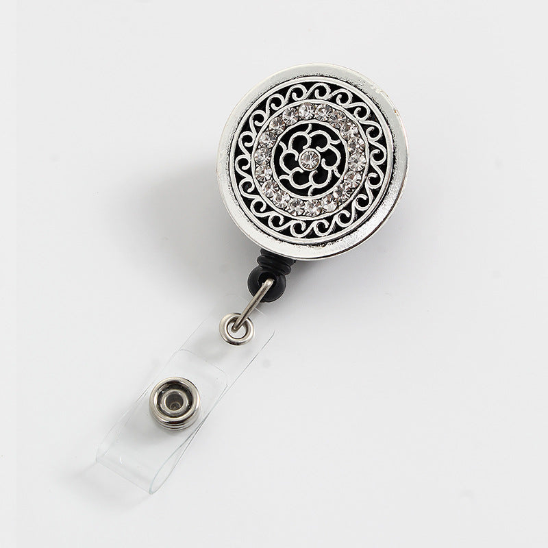 Wholesale Retro Hollow Flower Diamond Retractable Alloy Keychain