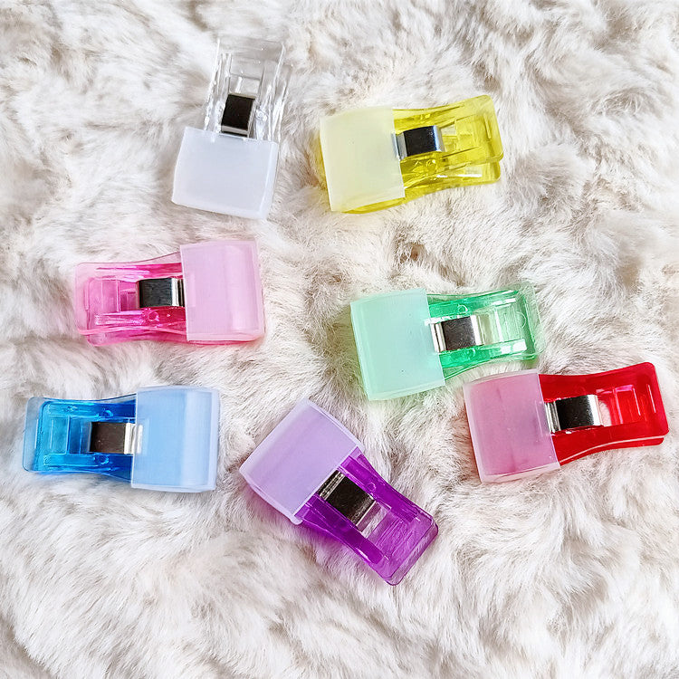 Venta al por mayor acrílico transferencia de calor imprimible DIY hecho en casa lector de tarjetas de cajero automático juego de llavero de bola de pelo