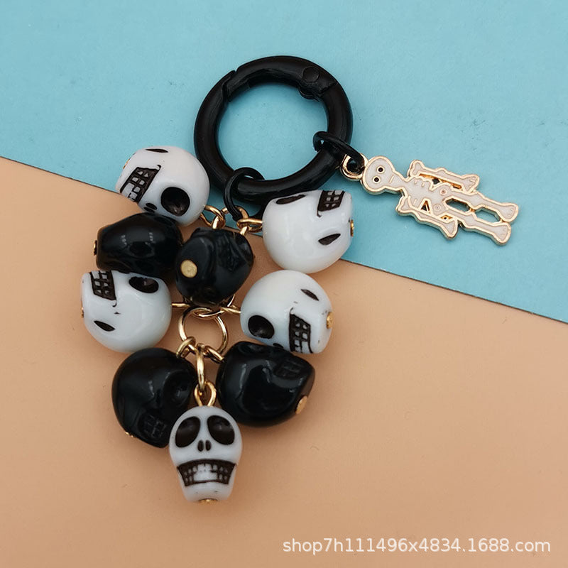 Wholesale Ghost Head Pumpkin Mummy Ghost Cat Skull Halloween Grape Bunch Alloy Keychain