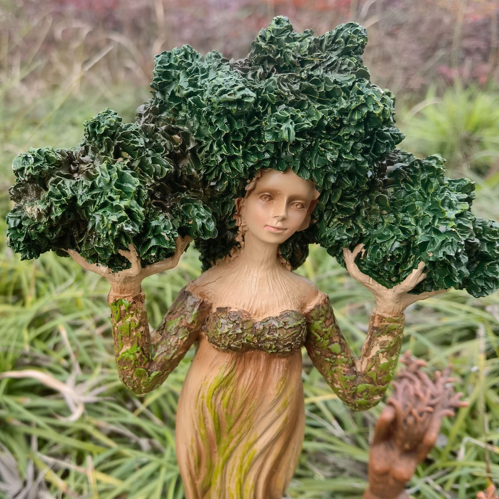 Wholesale Mother Earth Tree God Statue Resin Craft Ornament