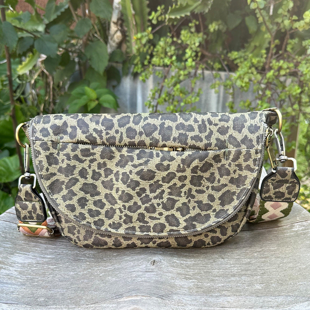 Wholesale Western Style Leopard Print Cow Print PU Folding Crossbody Bag Chest Bag