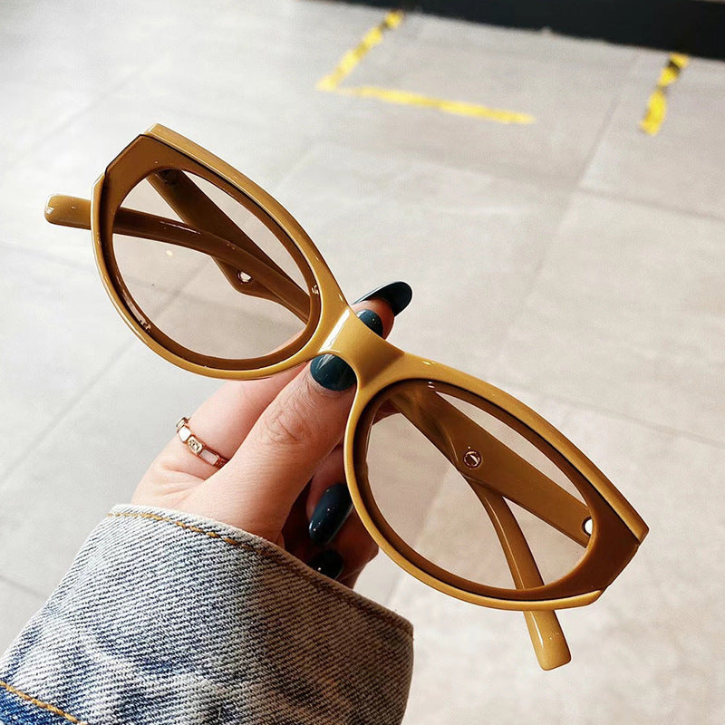 Venta al por mayor de PC, nuevas gafas de sol para mujer con marco pequeño y ojo de gato