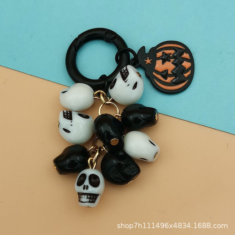 Wholesale Ghost Head Pumpkin Mummy Ghost Cat Skull Halloween Grape Bunch Alloy Keychain