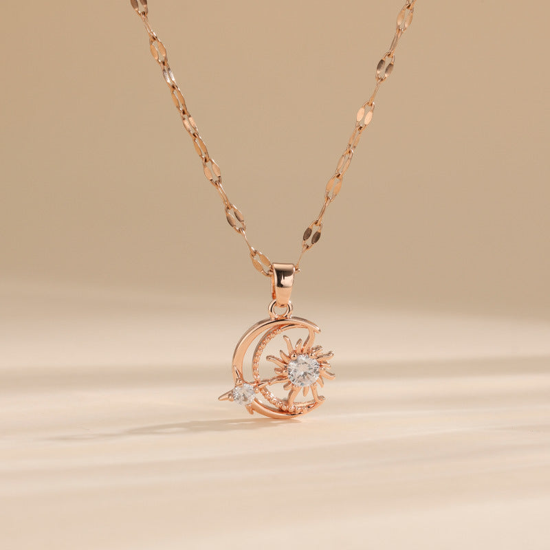 Venta al por mayor Collar creativo con colgante de estrella y luna de acero inoxidable