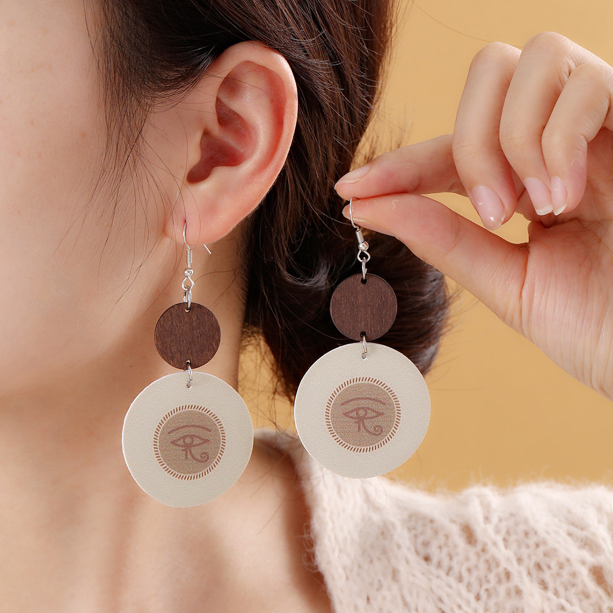 Aretes De Cuero De Bloque De Madera Redondos De Ojos Azules al por mayor