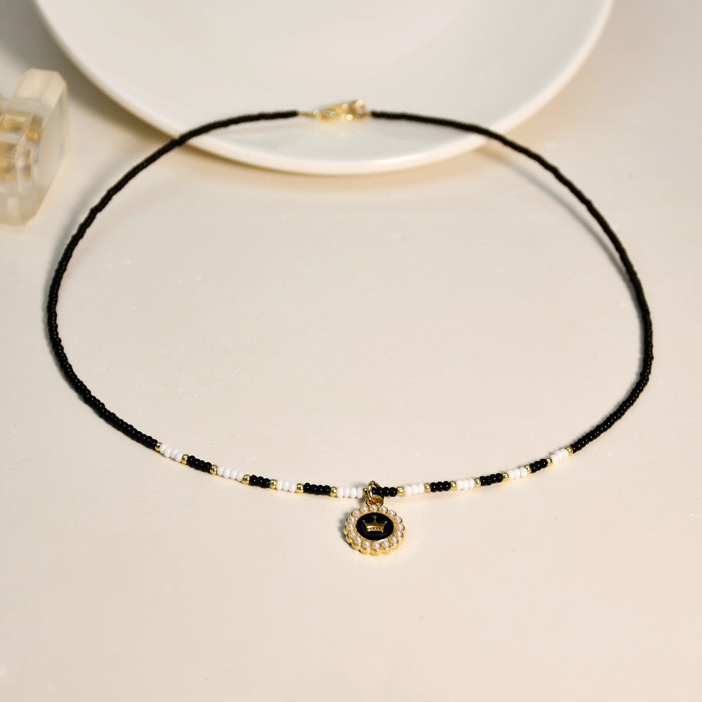 Wholesale Glass Colorful Hand Beaded Crown Pendant Pearl Necklace