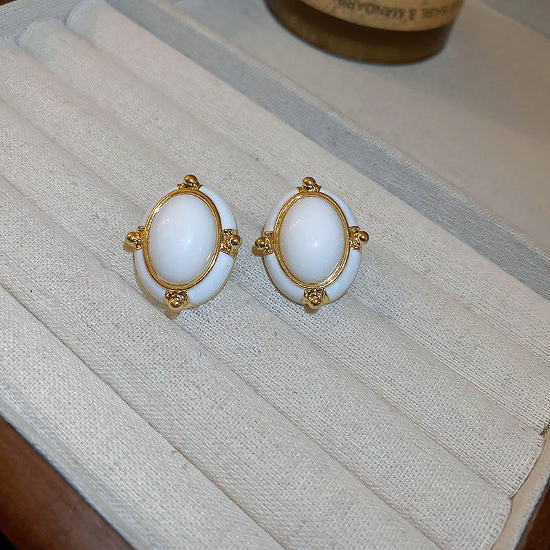 Wholesale Silver Pin Drip Flower Circle Vintage Earrings Metal