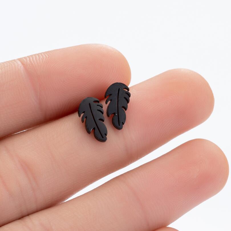 Wholesale Stainless Steel Feather Leaves Ear Studs