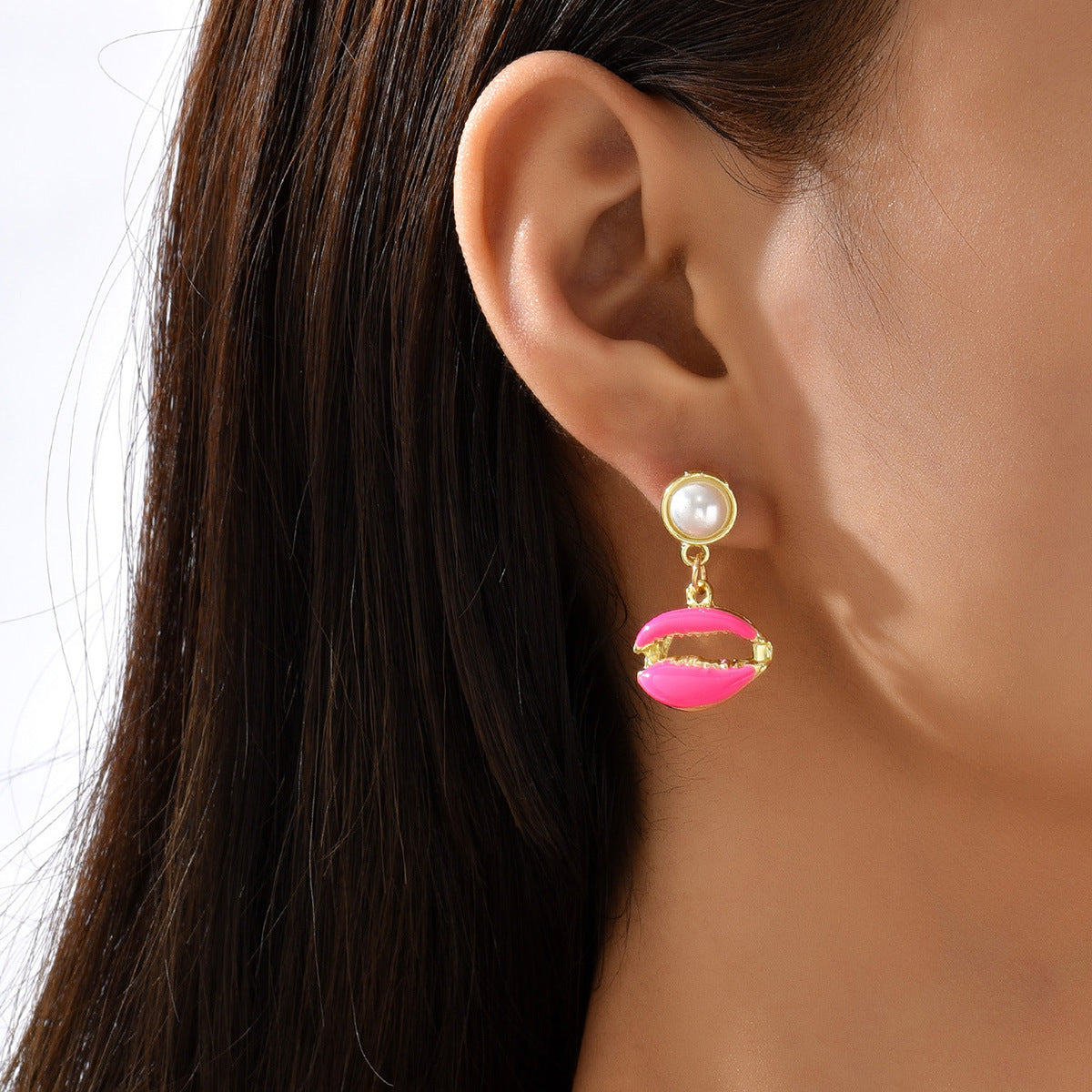 Wholesale Imitation Pearl Shell Metal Earrings
