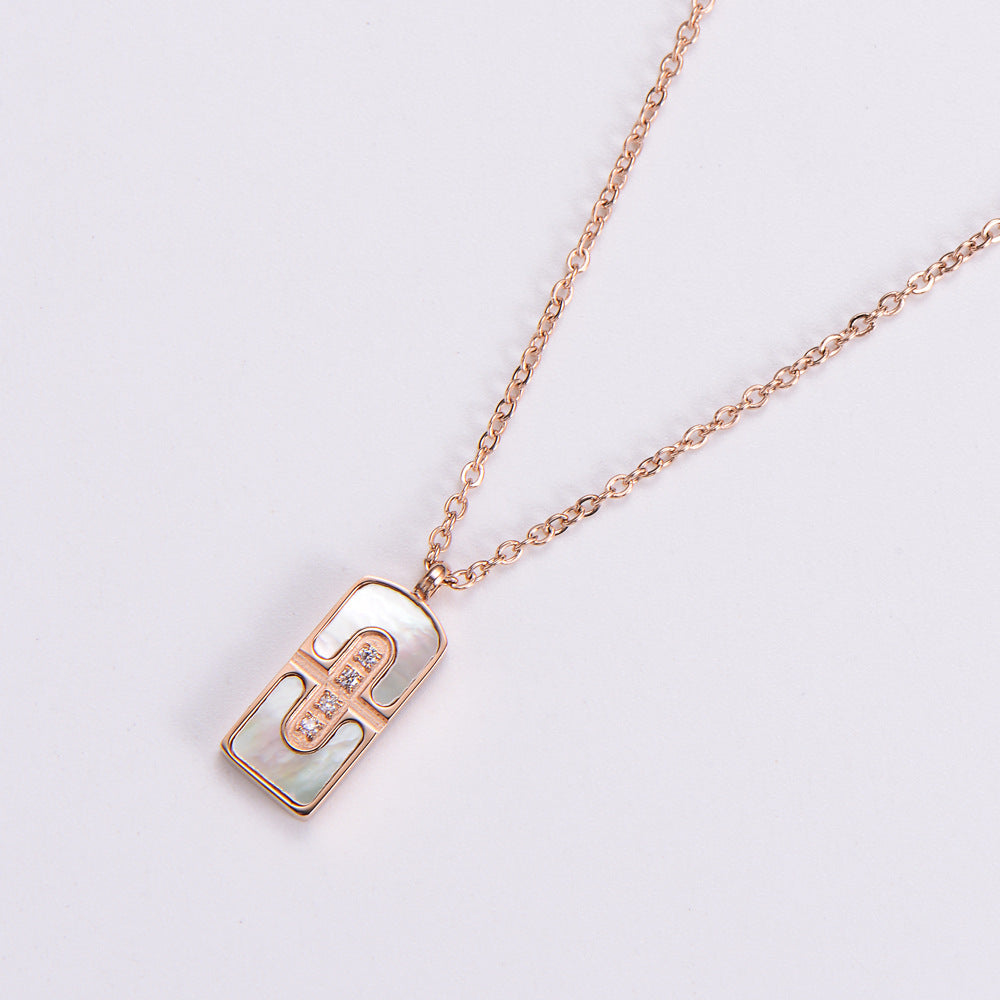 Wholesale Stainless Steel Shell Pendant Necklace