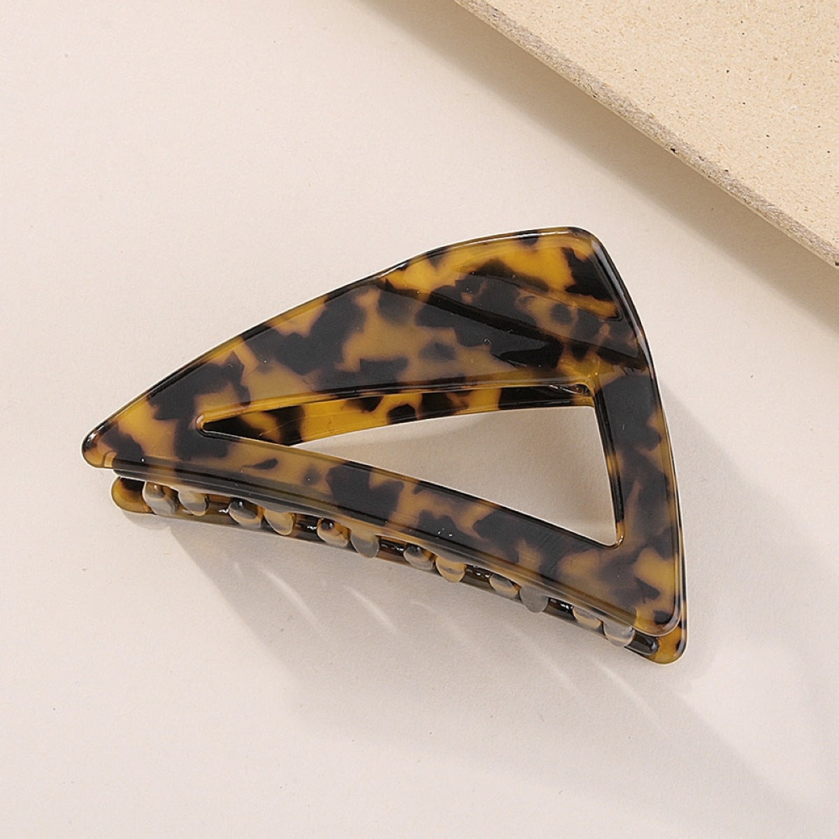 Wholesale Acrylic Triangle Hair Clips